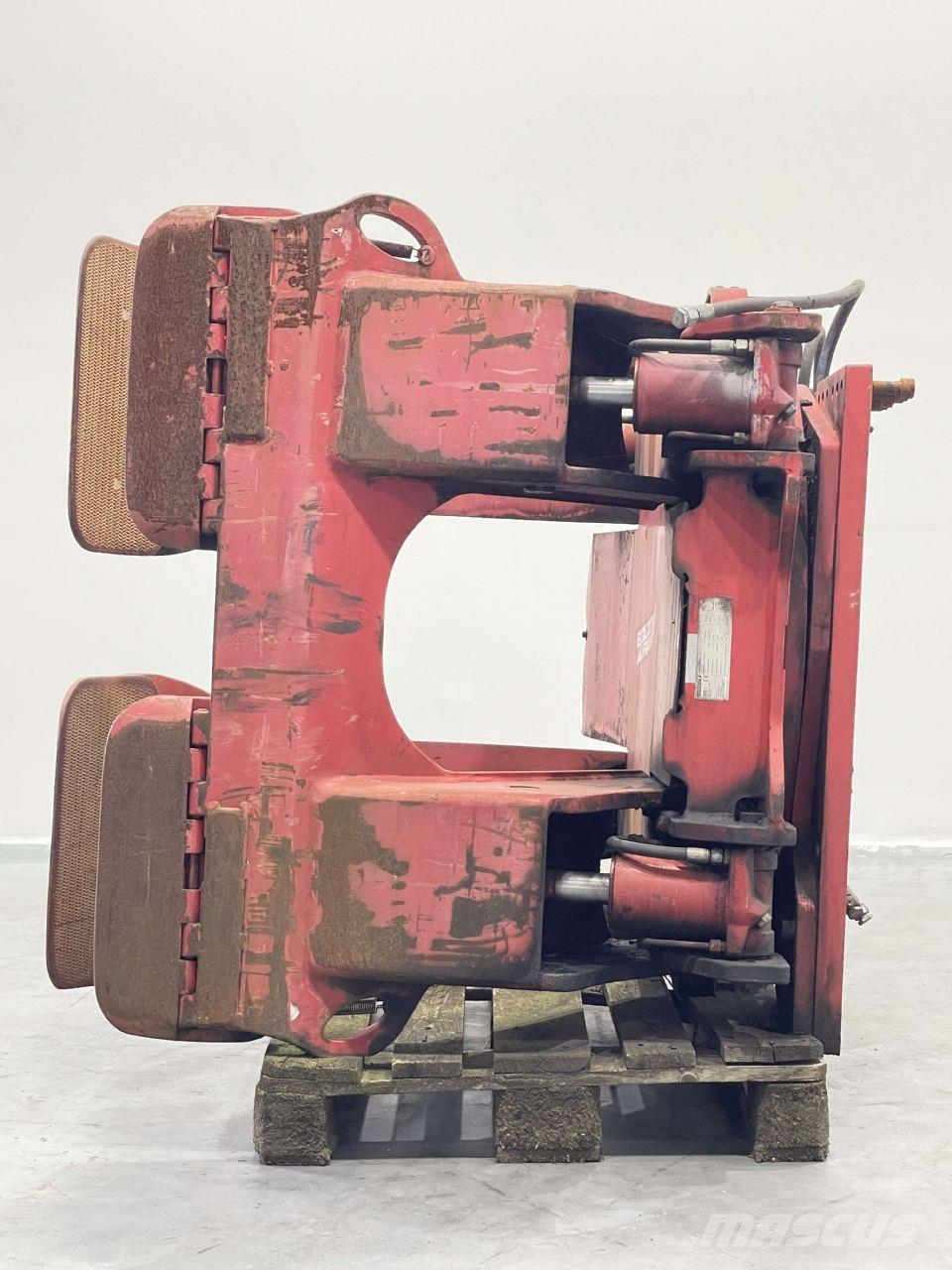 Bolzoni AR-53RJ-15 其他物料運輸工具