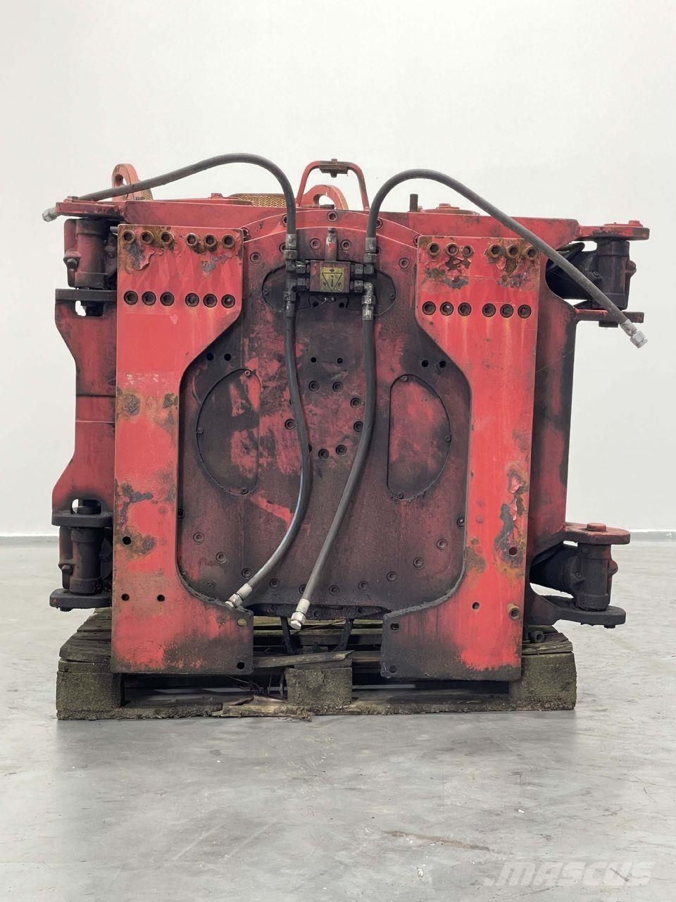 Bolzoni AR-53RJ-15 其他物料運輸工具