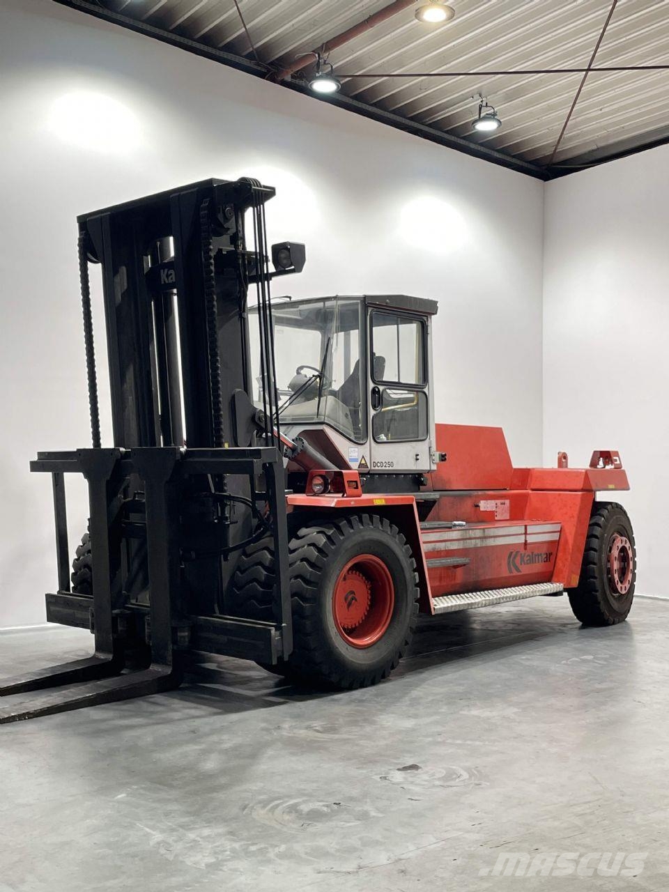 Kalmar DCD25-12LB ディーゼル・軽油