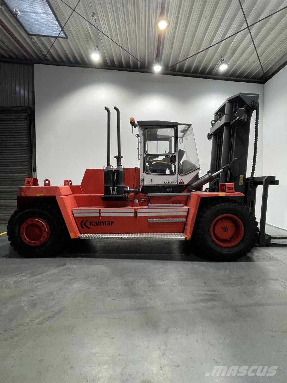 Kalmar DCD25-12LB ディーゼル・軽油