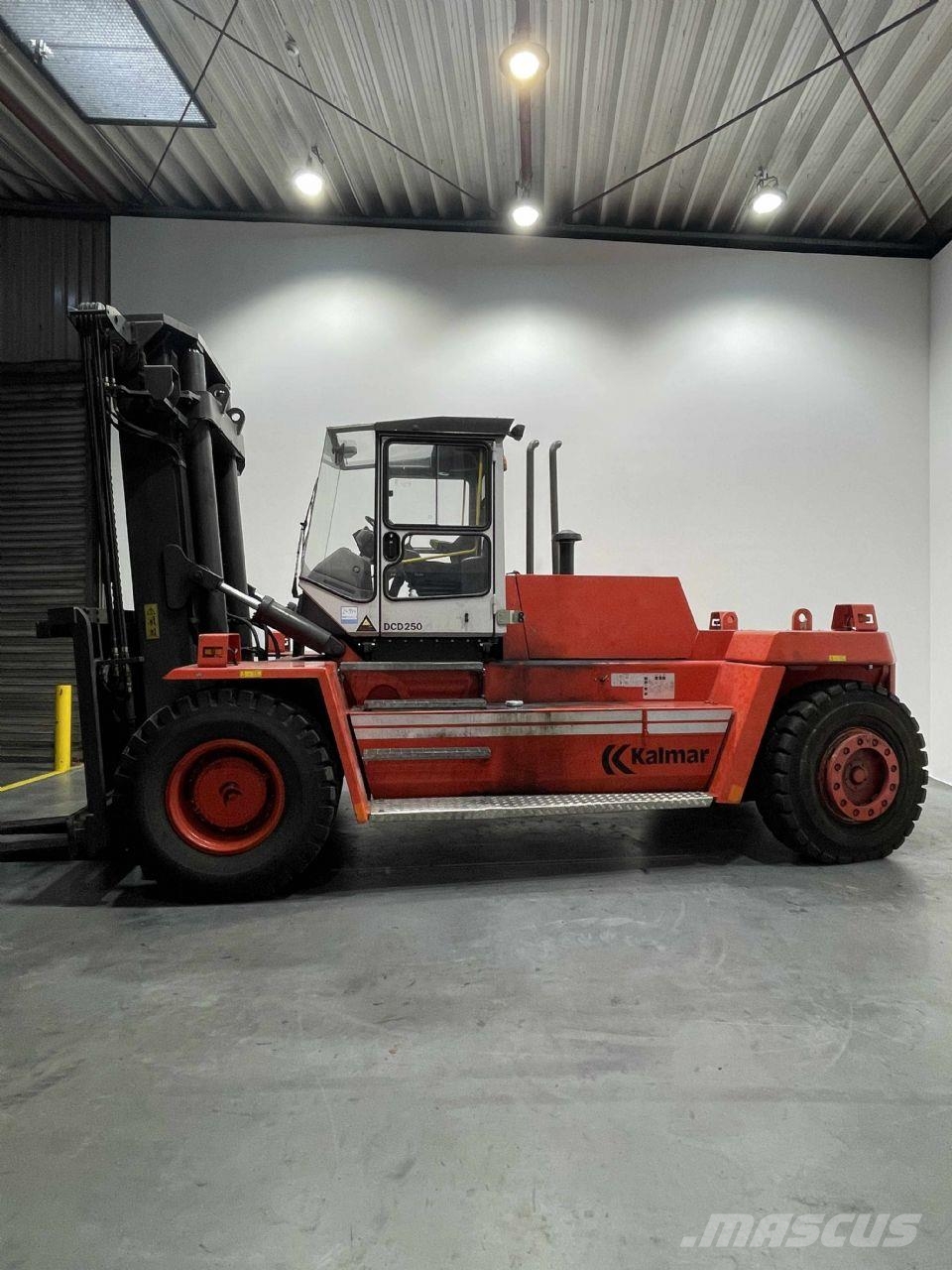 Kalmar DCD25-12LB ディーゼル・軽油
