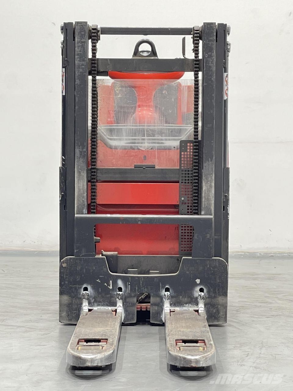 Linde D12HPAP-133 Rankiniai vėžimėliai