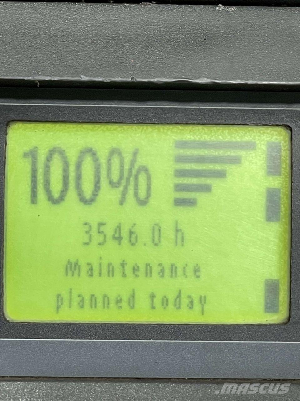 Linde D12HPAP-133 Rankiniai vėžimėliai