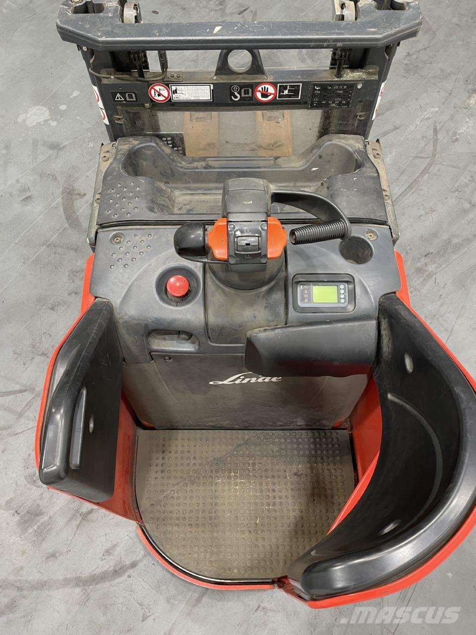 Linde D12HPSP-133 Pedestrian stacker