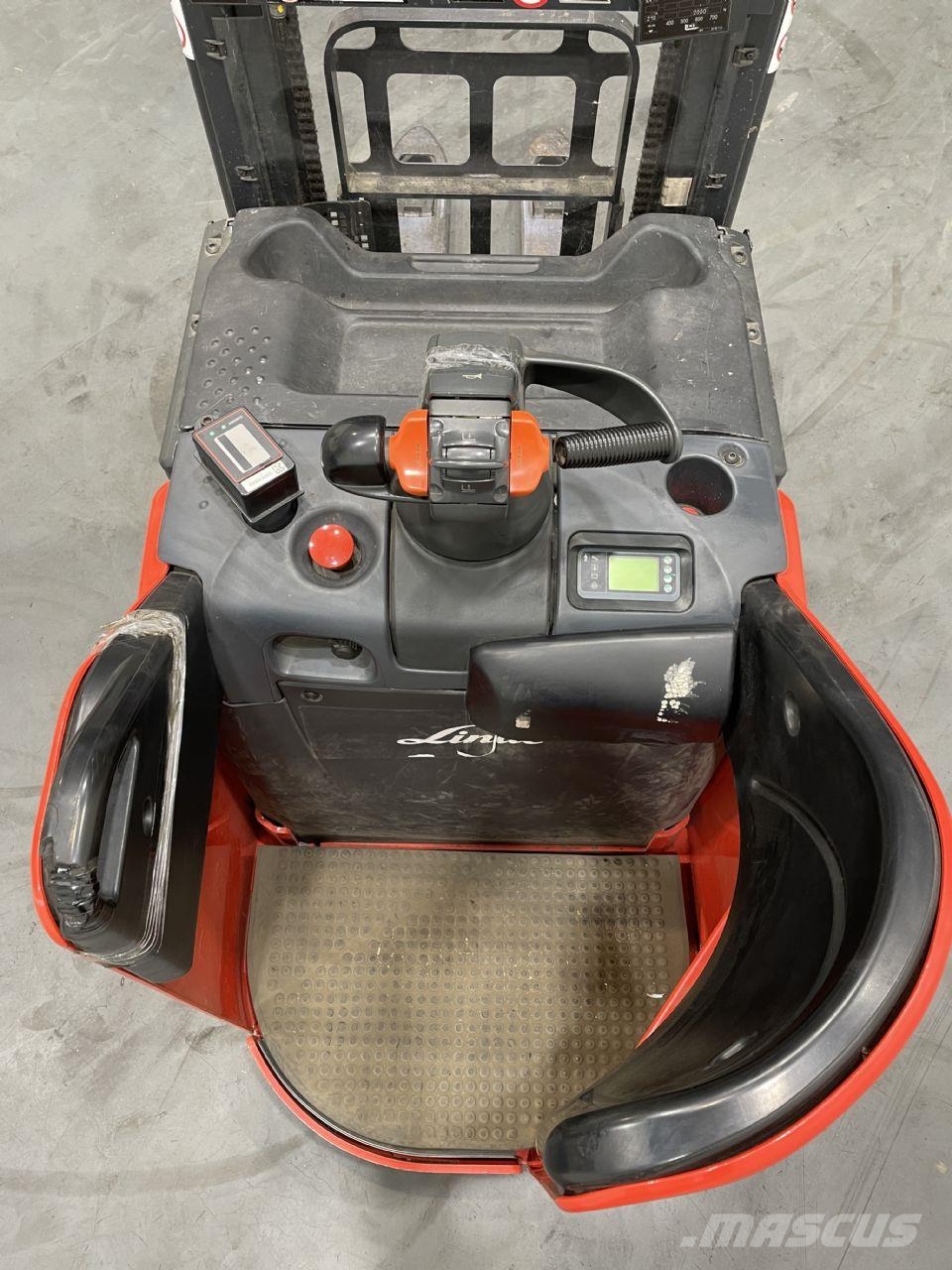 Linde D12SP-133 Pedestrian stacker