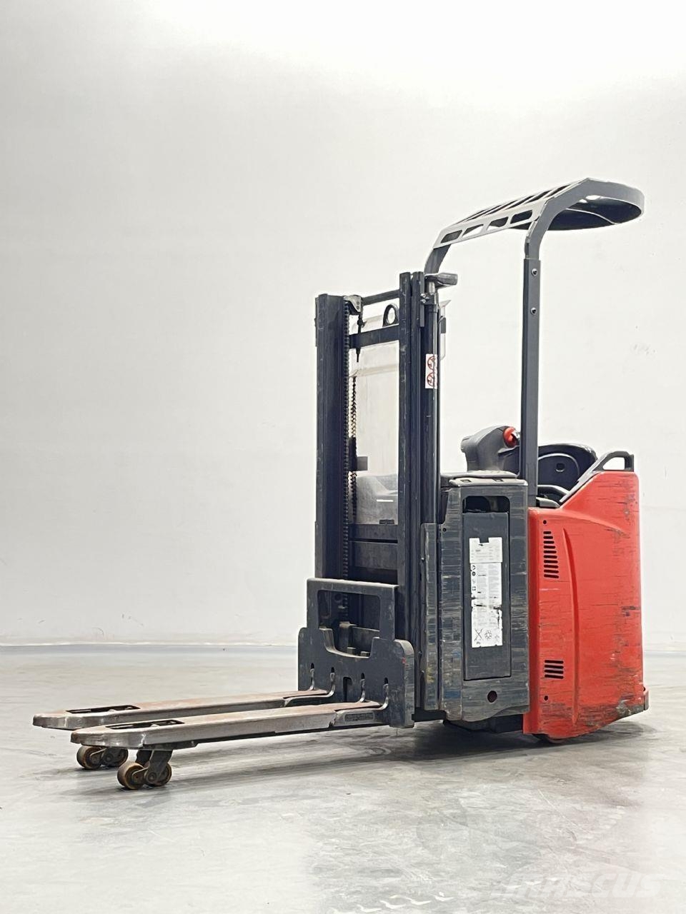 Linde D12SP-133 Παλετοφόρα πεζού χειριστή με ιστό