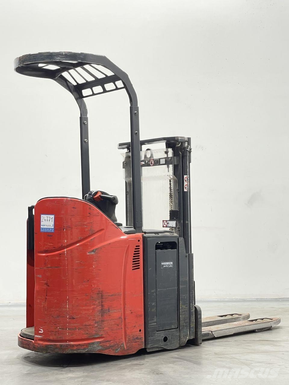 Linde D12SP-133 Παλετοφόρα πεζού χειριστή με ιστό
