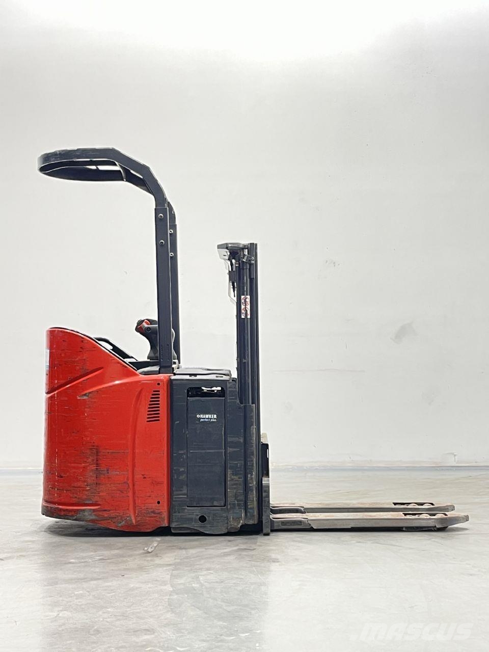 Linde D12SP-133 Παλετοφόρα πεζού χειριστή με ιστό