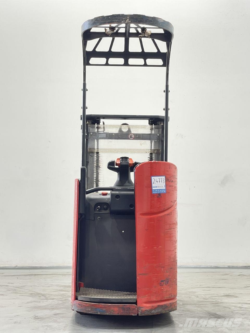 Linde D12SP-133 معدات التكديس الجوالة