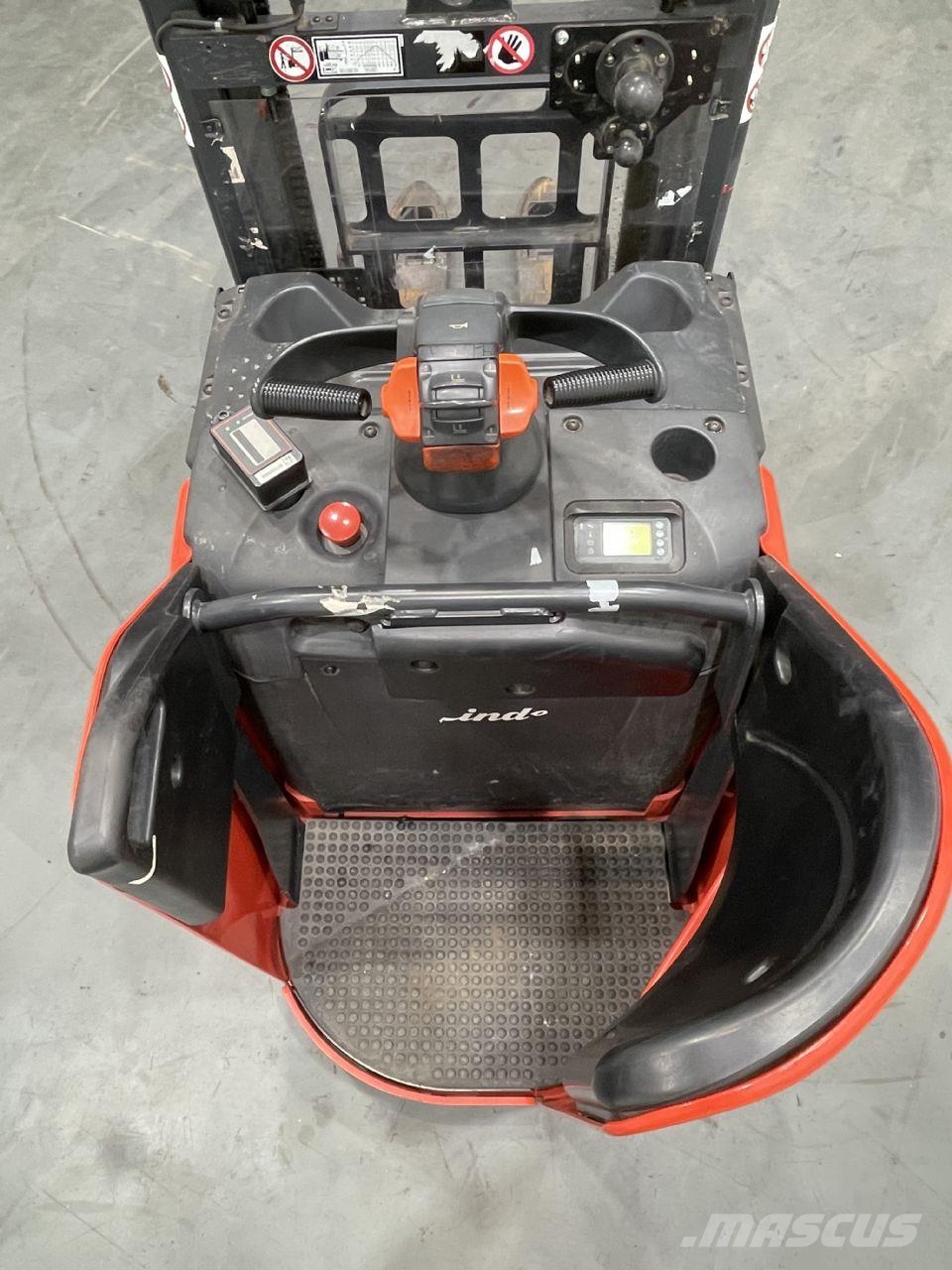 Linde D12SPHP-133 Pedestrian stackers