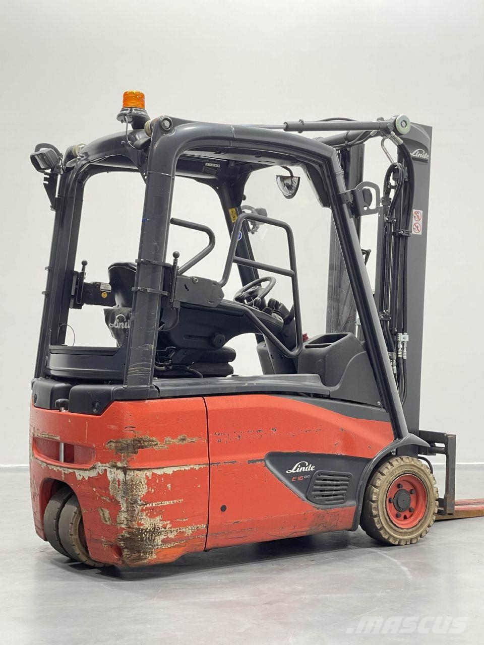 Linde E16-02-386 バッテリーフォークリフト