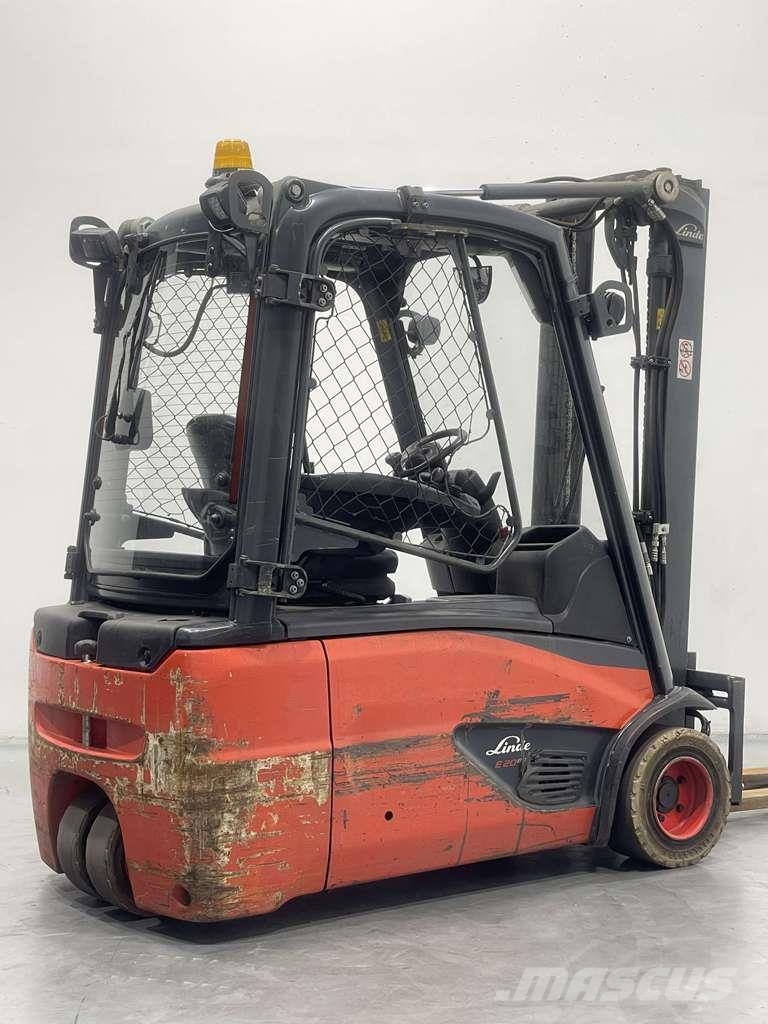 Linde E20L-02-386 شاحنات ذات رافعات شوكية تعمل بالكهرباء