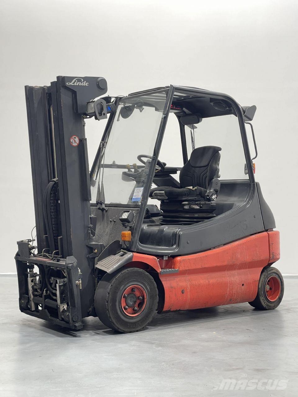 Linde E25-03-336 شاحنات ذات رافعات شوكية تعمل بالكهرباء
