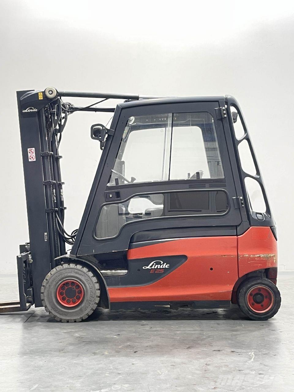 Linde E25L-01-387 Sähkötrukit