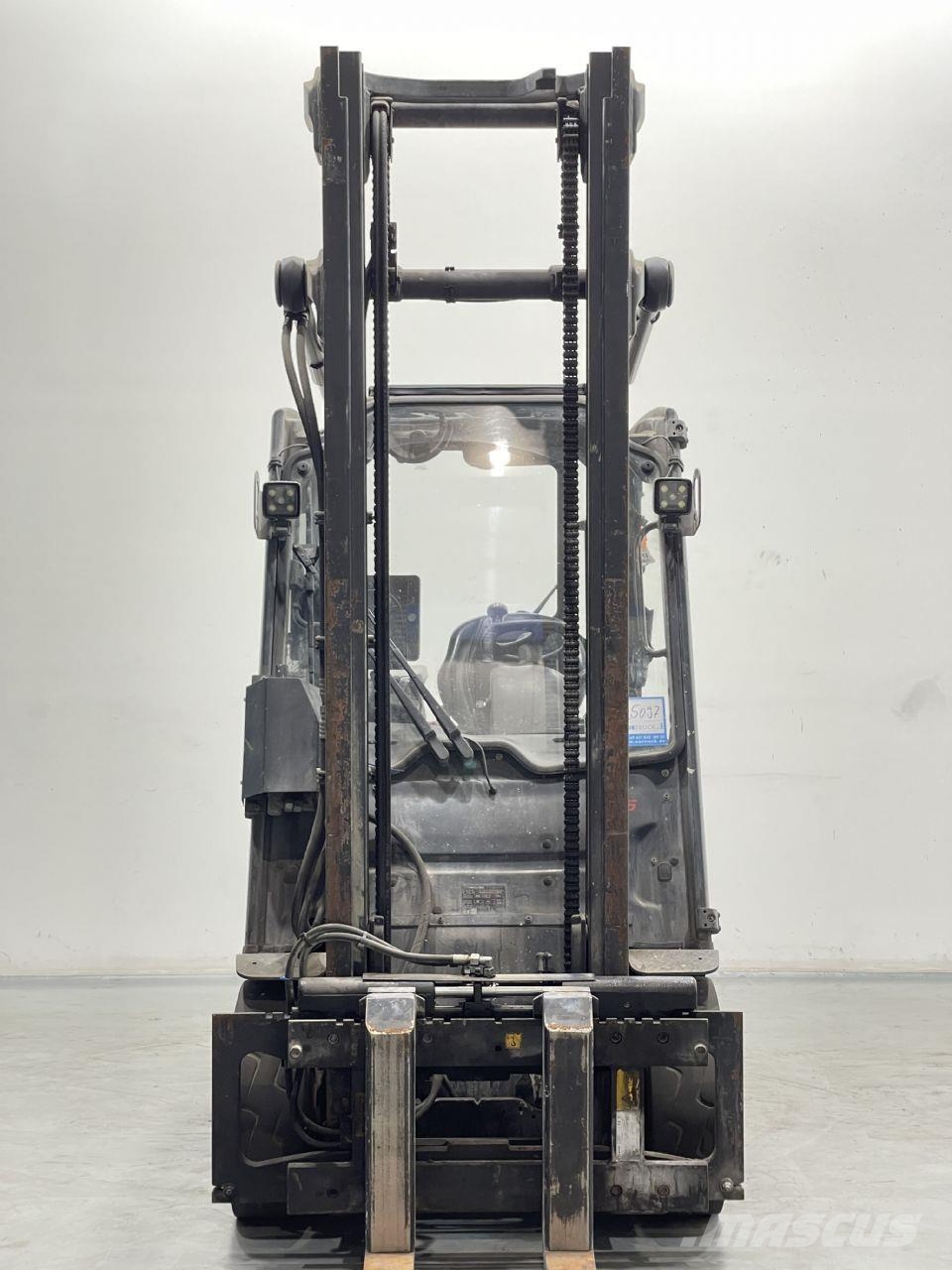 Linde E25L-01-387 Sähkötrukit