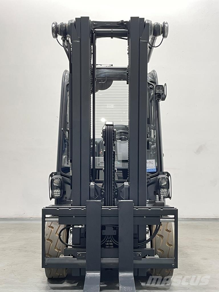 Linde E30-1252 전동 지게차