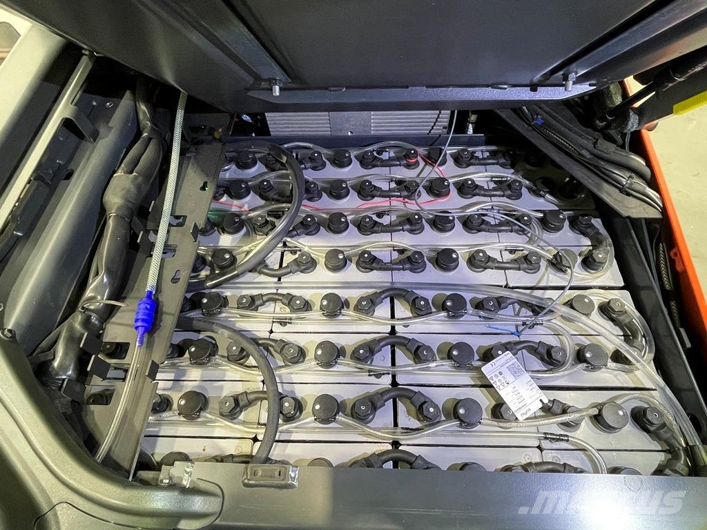 Linde E30-1252 전동 지게차
