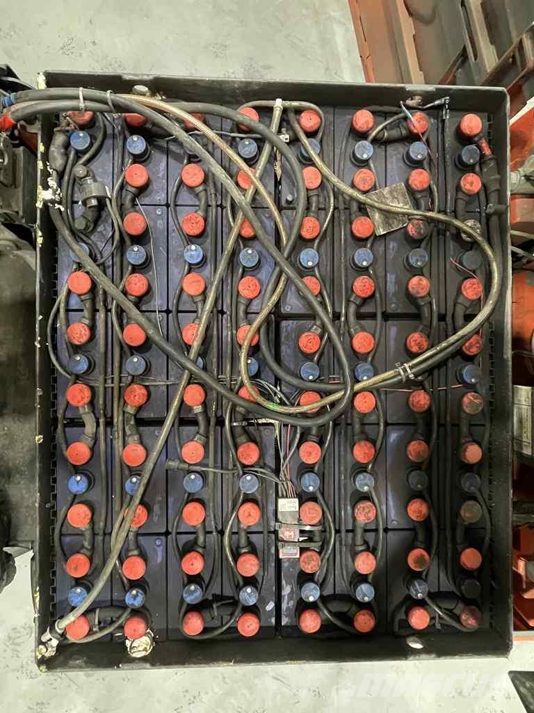 Linde E30HL-01/600-387 Electric forklifts