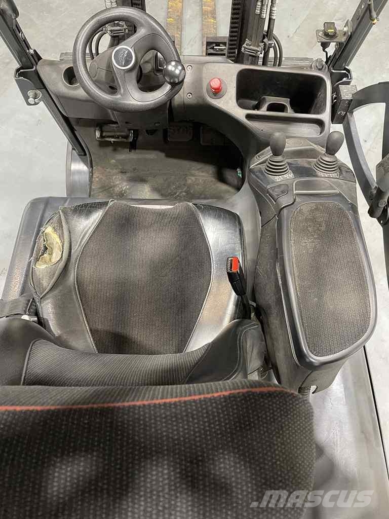 Linde E30HL-01/600-387 Electric forklifts