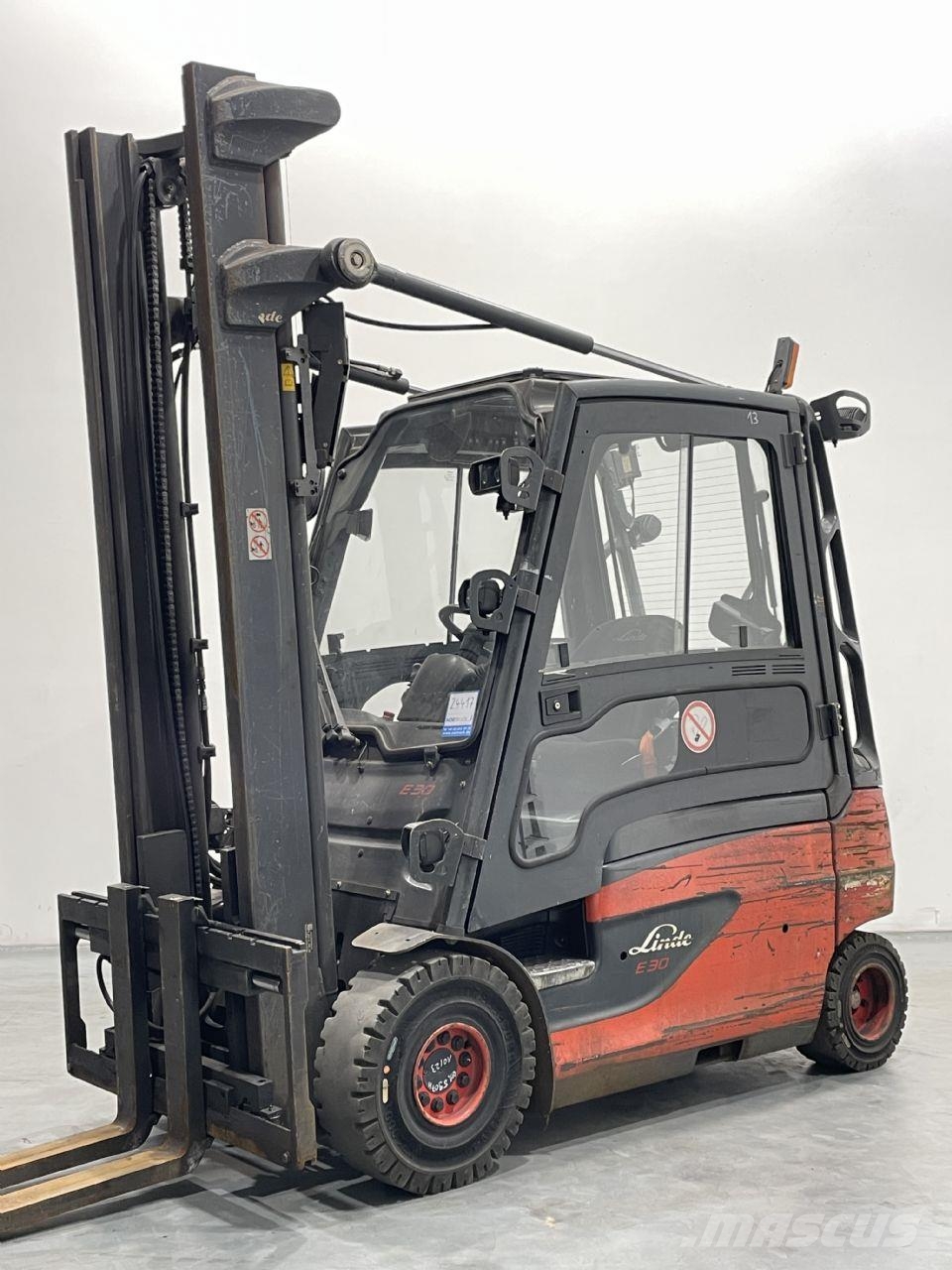 Linde E30L-01-387 Electric forklifts
