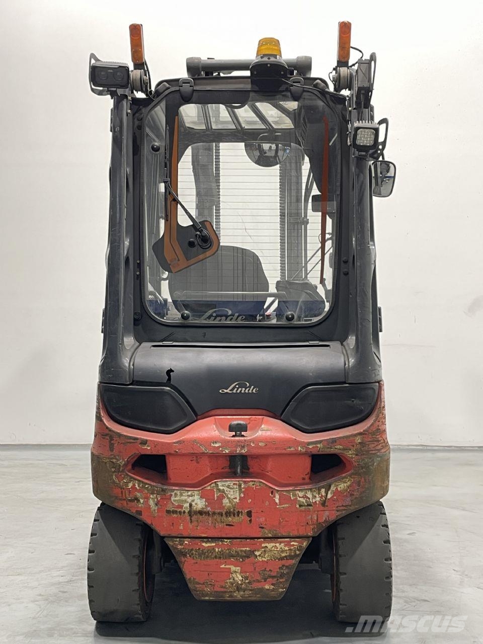 Linde E30L-01-387 Electric forklifts