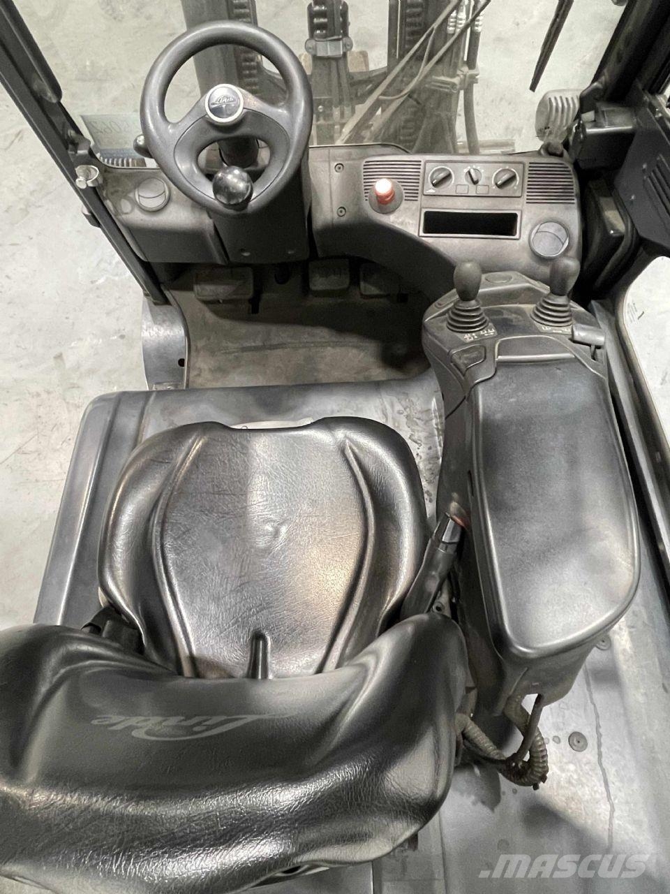 Linde E30L-01-387 Elektrische heftrucks