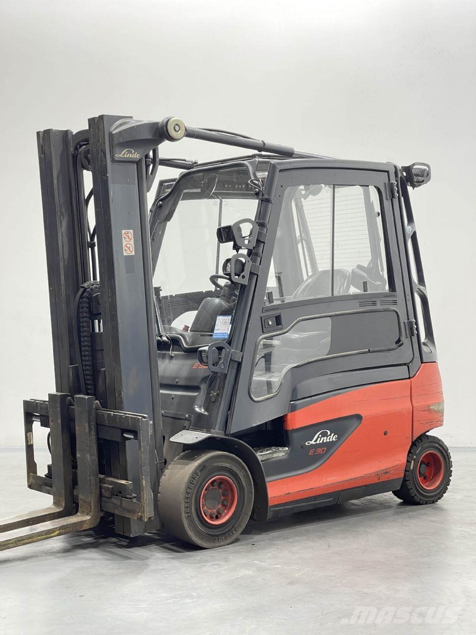 Linde E30L-01-387 Elektrische heftrucks