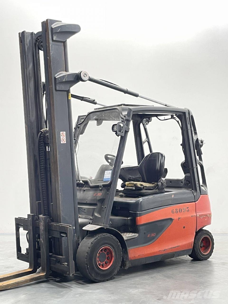 Linde E30L-01-387 Elektromos targoncák