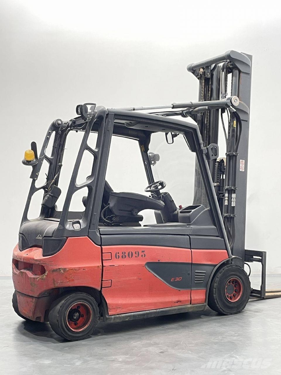 Linde E30L-01-387 Elektromos targoncák