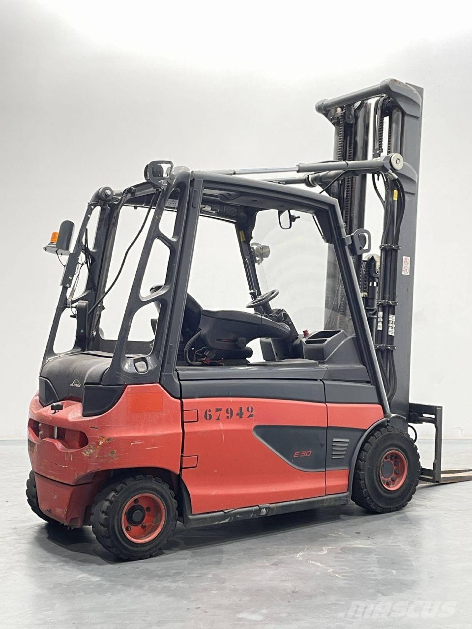 Linde E30L-01-387 Elektromos targoncák