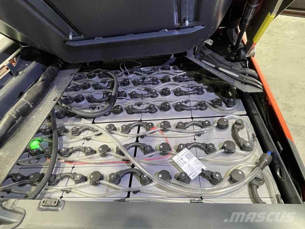 Linde E30L-1252 전동 지게차