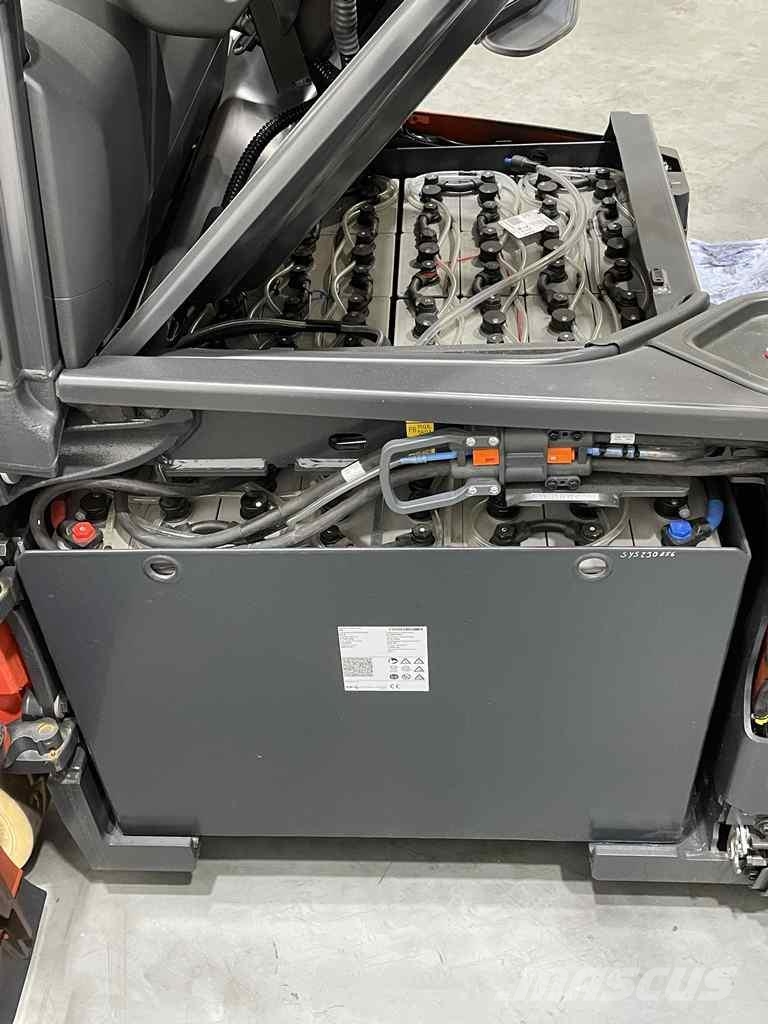 Linde E30L-1252 전동 지게차