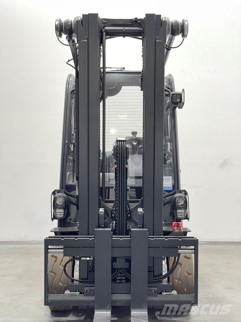 Linde E30L-1252 전동 지게차