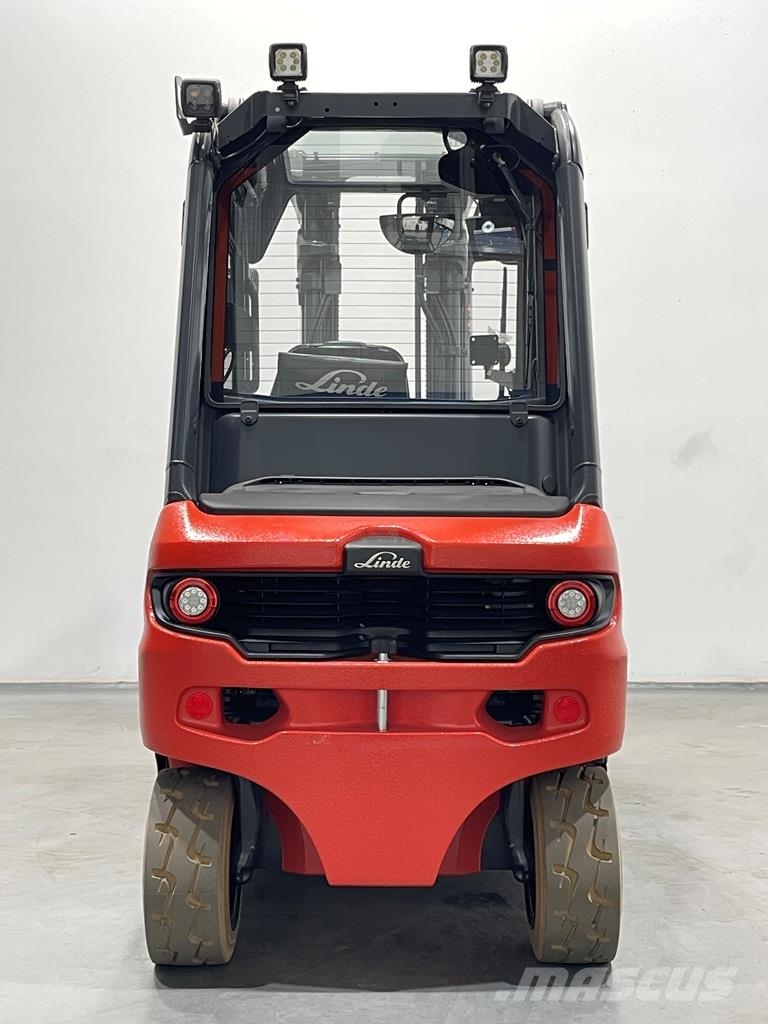 Linde E30L-1252 전동 지게차