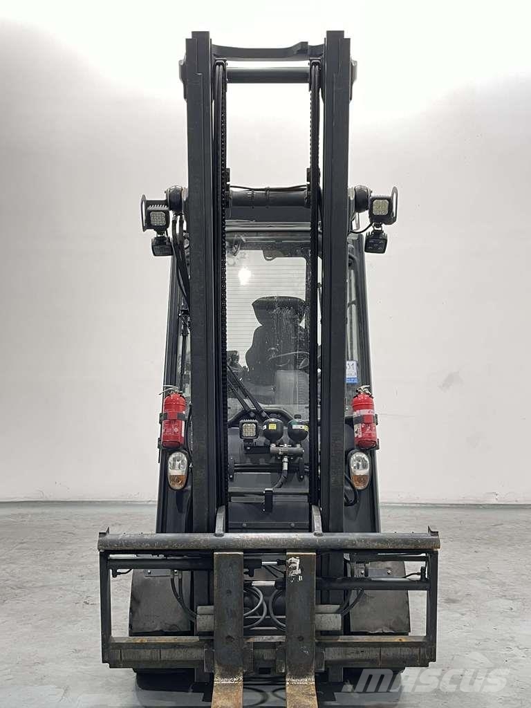 Linde E35HL-01-387 شاحنات ذات رافعات شوكية تعمل بالكهرباء
