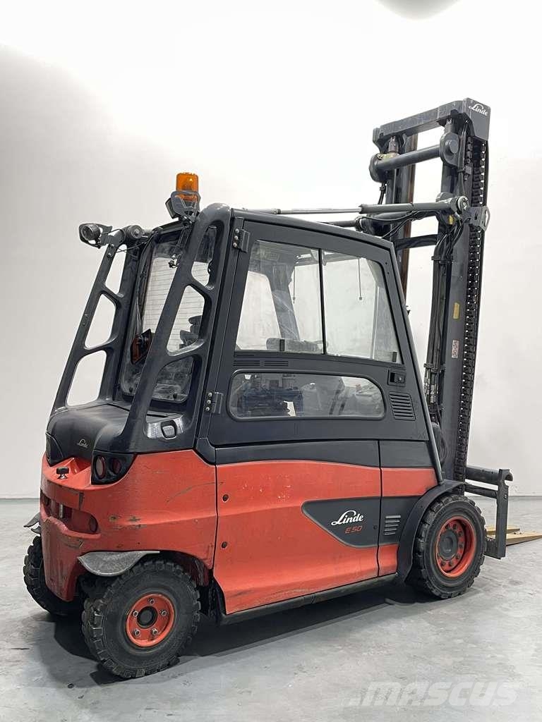 Linde E50HL-01-388 شاحنات ذات رافعات شوكية تعمل بالكهرباء