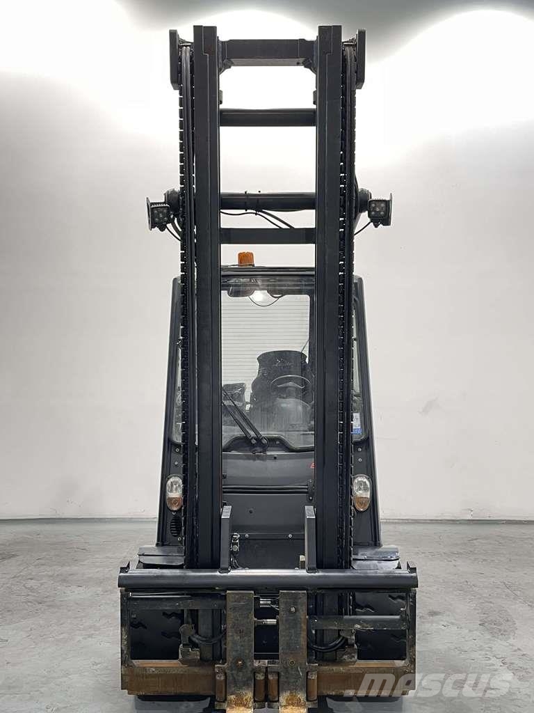 Linde E50HL-01-388 شاحنات ذات رافعات شوكية تعمل بالكهرباء
