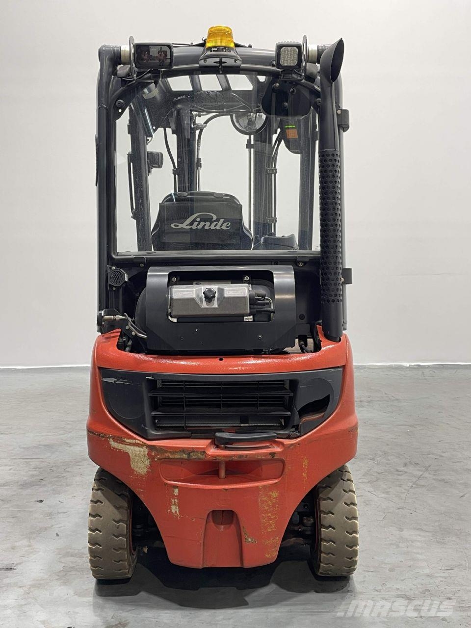 Linde H18T-391 Gas Stapler
