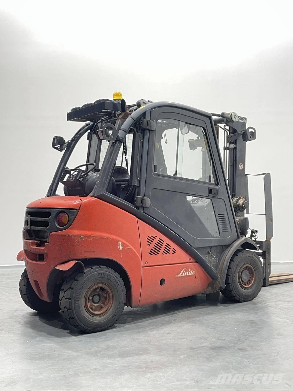 Linde H25T-392 Gas Stapler