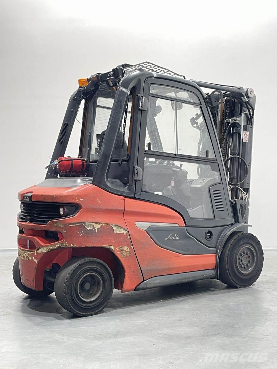 Linde H30D-01-1202 Wózki Diesla