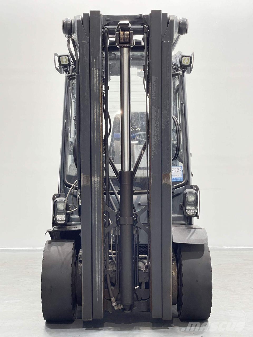 Linde H30D-01-1202 Wózki Diesla