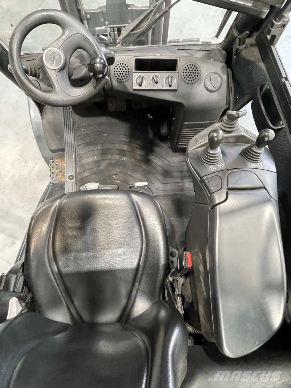 Linde H30D-02-393 Dīzeļa autoiekrāvēji