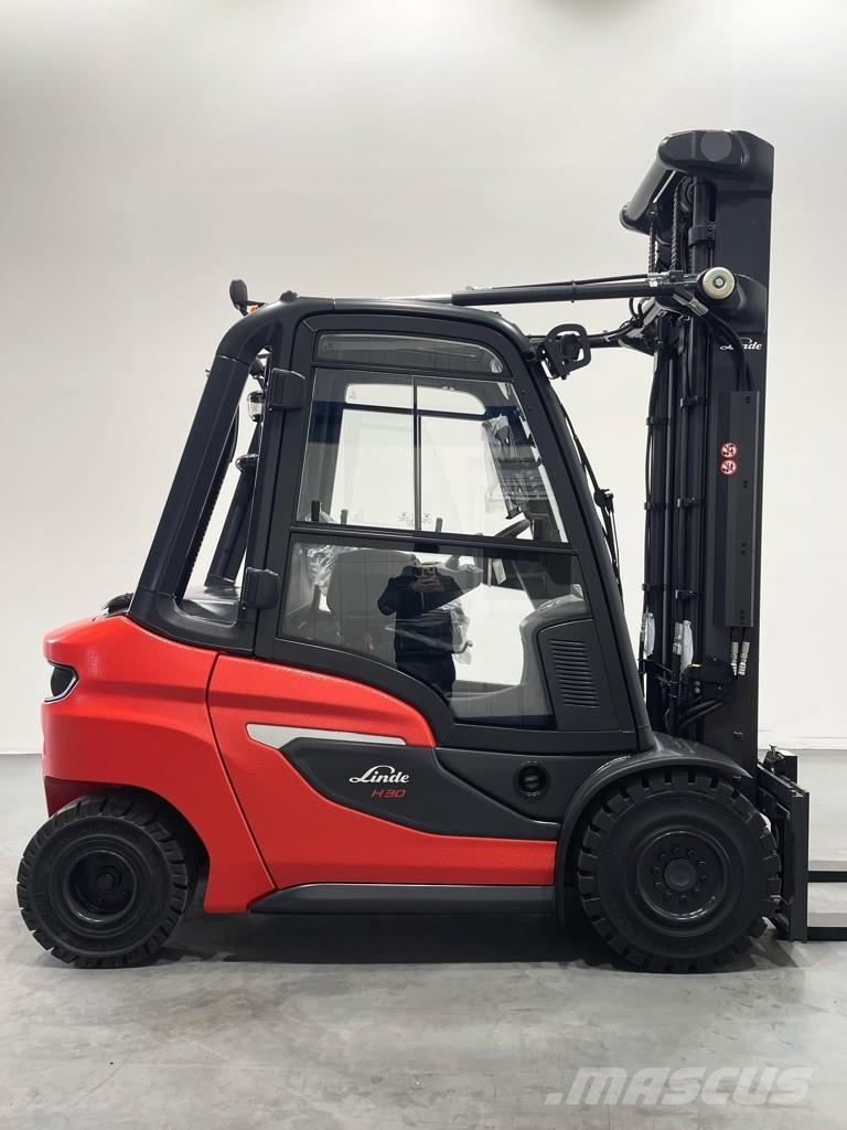 Linde H30D-1202 شاحنات الديزل