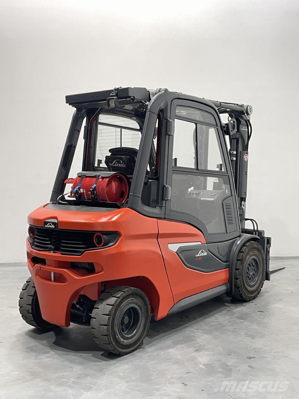 Linde H30T-01-1202 LPG forklifts