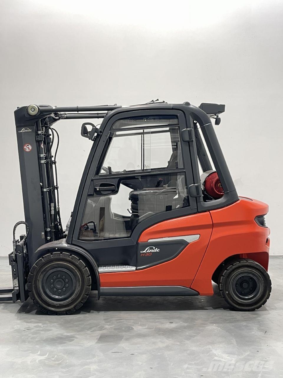 Linde H30T-01-1202 LPG forklifts