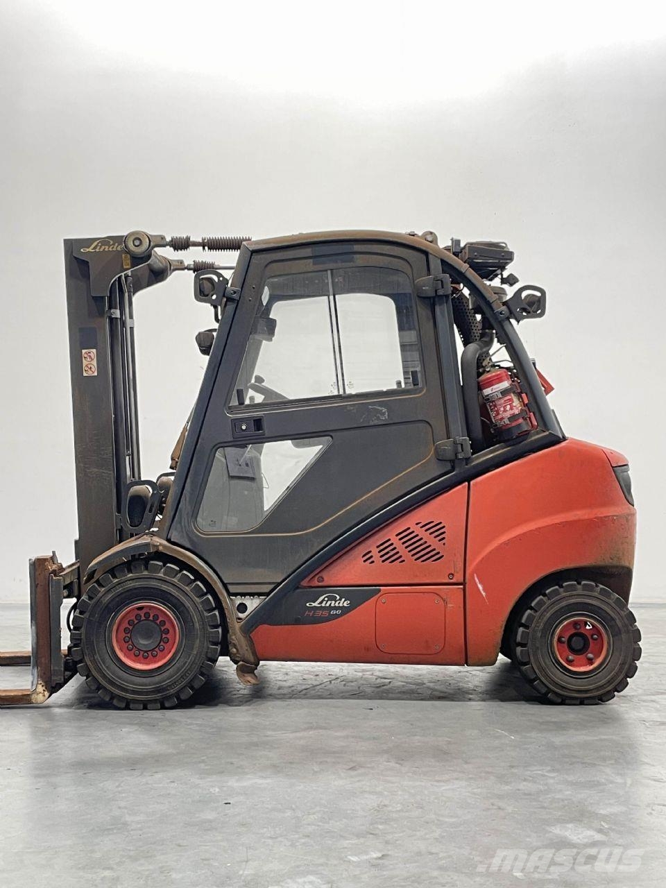 Linde H35T-02-393 LPG heftrucks