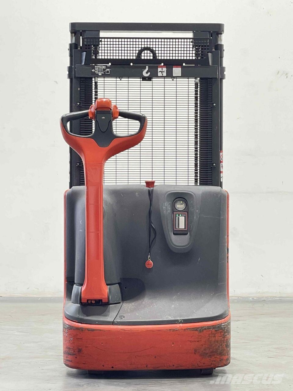 Linde L12-01-1172 Rankiniai vėžimėliai