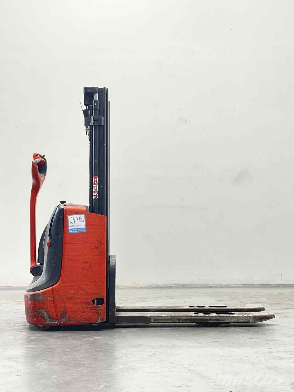 Linde L12-01-1172 Rankiniai vėžimėliai