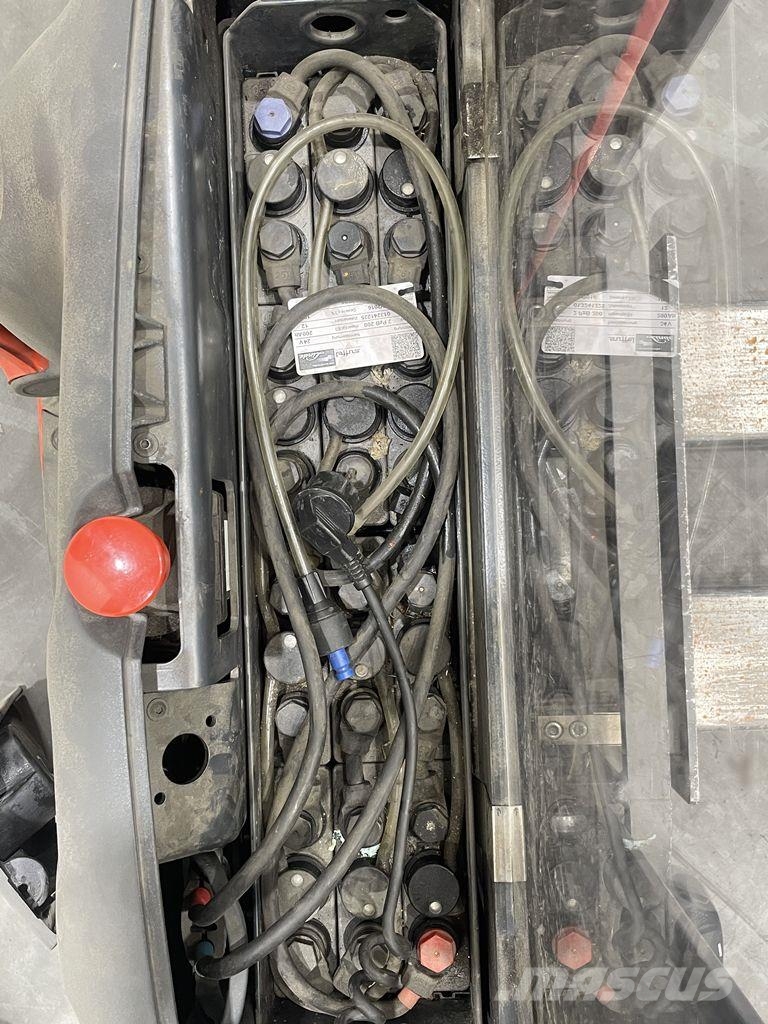Linde L12-1172 Ručni električni viličar