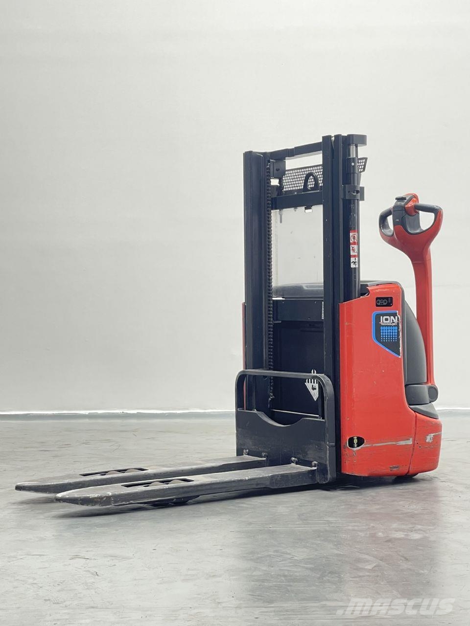Linde L12-1172 Ručni električni viljuškar